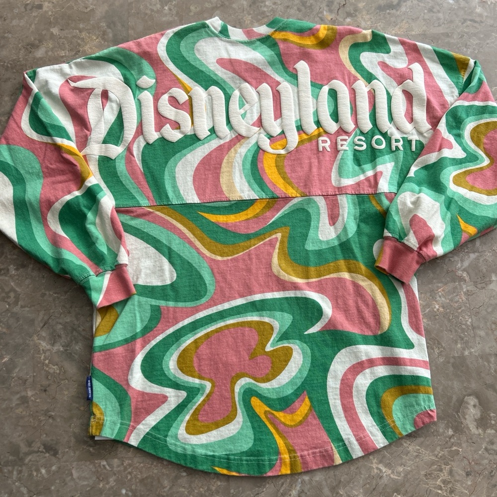Disneyland Resort Spirit Jersey XS 21x27 Psychedelic Swirl Disney Parks